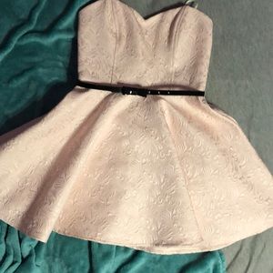 strapless dress